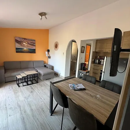 Apartmanhotel Domaine De Caranella
