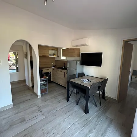 Apartmanhotel Domaine De Caranella