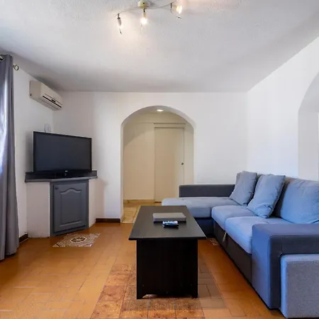 Domaine De Caranella 3*