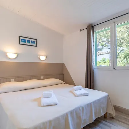 Aparthotel Domaine De Caranella
