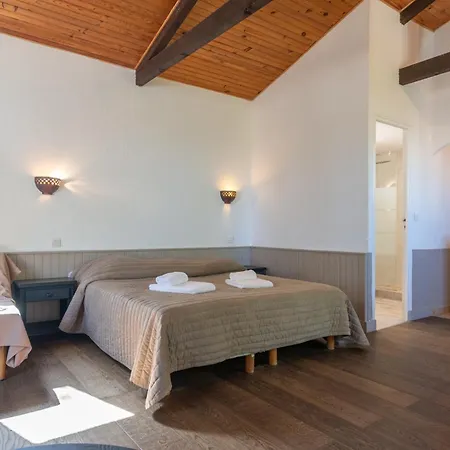 Domaine De Caranella Aparthotel 3*