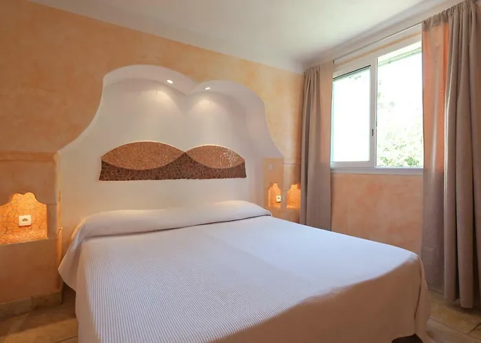 Apart Otel Domaine De Caranella 3*